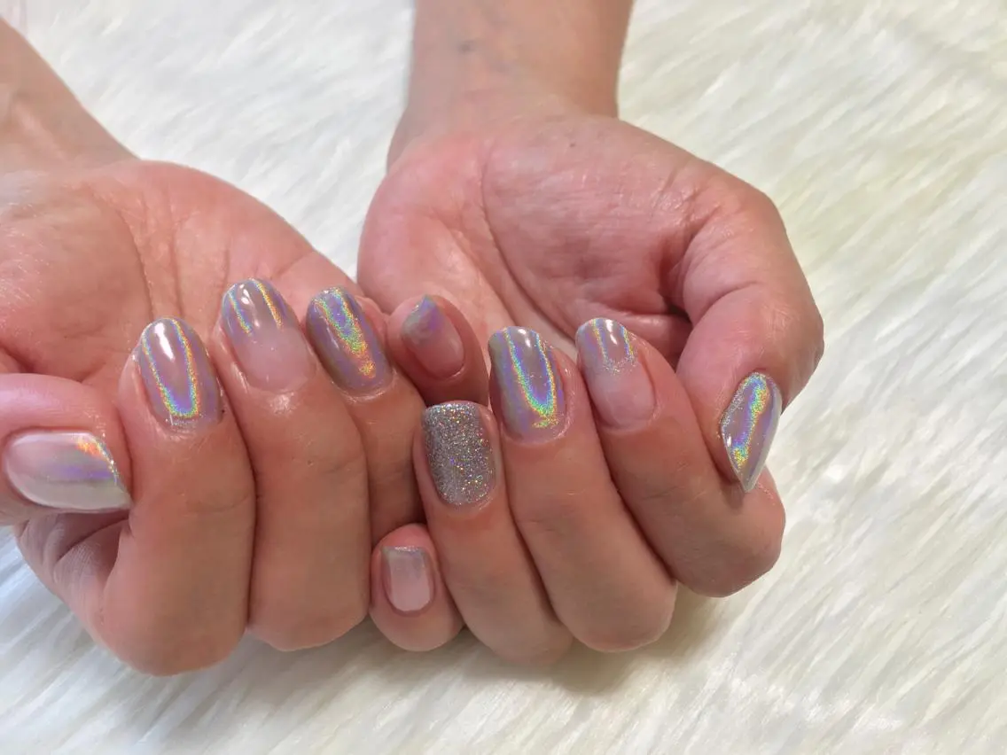 ネイル ミラーネイル ハンドネイル nouva nailsのネイルデザイン