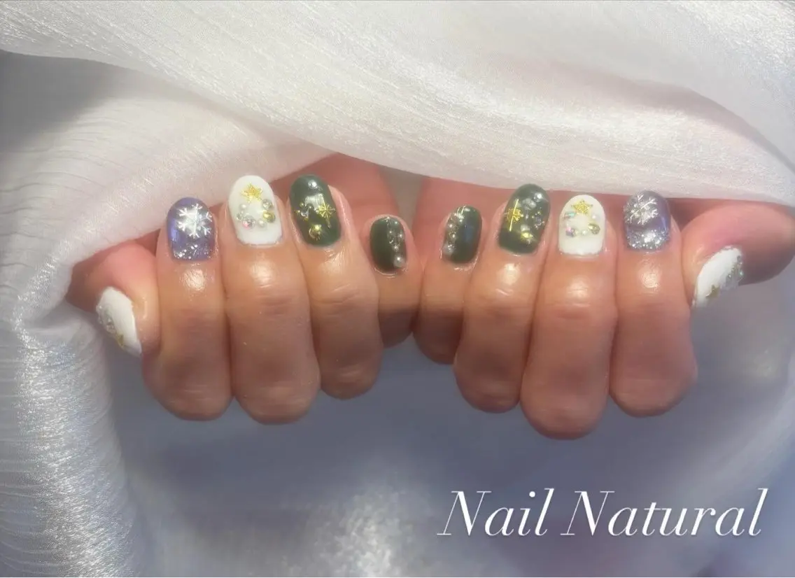 ネイル フラッシュネイル フットネイル フレンチネイル ジェルネイル ガラスフレンチ ハンドネイル Nail salon Natulalのネイルデザイン