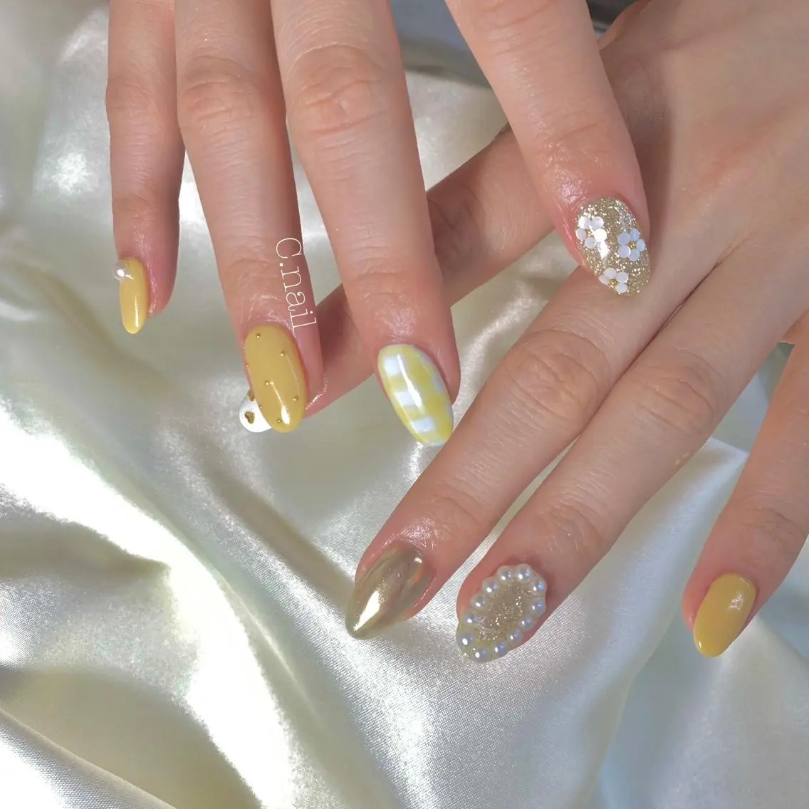 ネイル 黄色 C.Nail &Eyeのネイルデザイン
