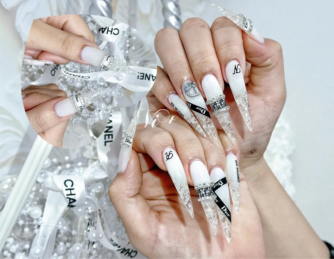 ネイル ハンドネイル ✨Nailsalon Vi+✨のネイルデザイン