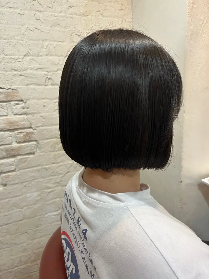 ショート SEEK八王子 AINAのヘアスタイル