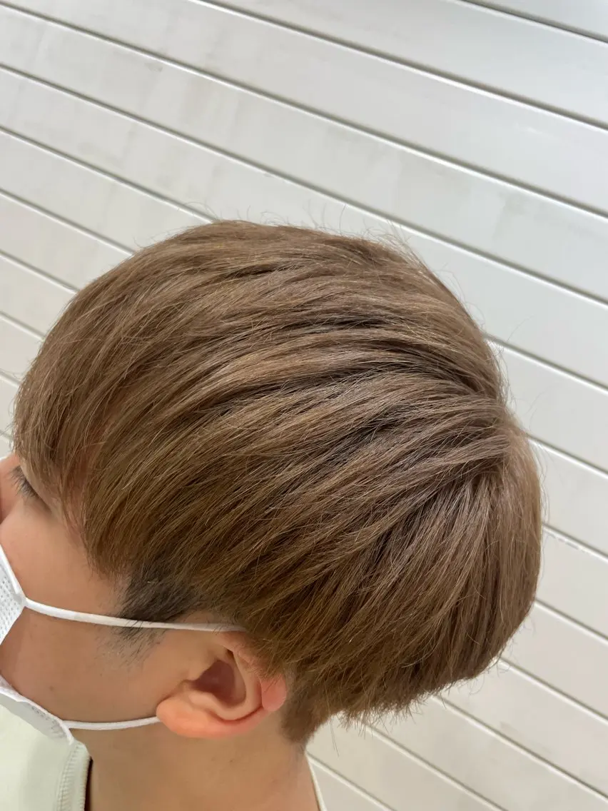 ショート カラー メンズ メンズブリーチ ブリーチ 井上 悠人のヘアスタイル