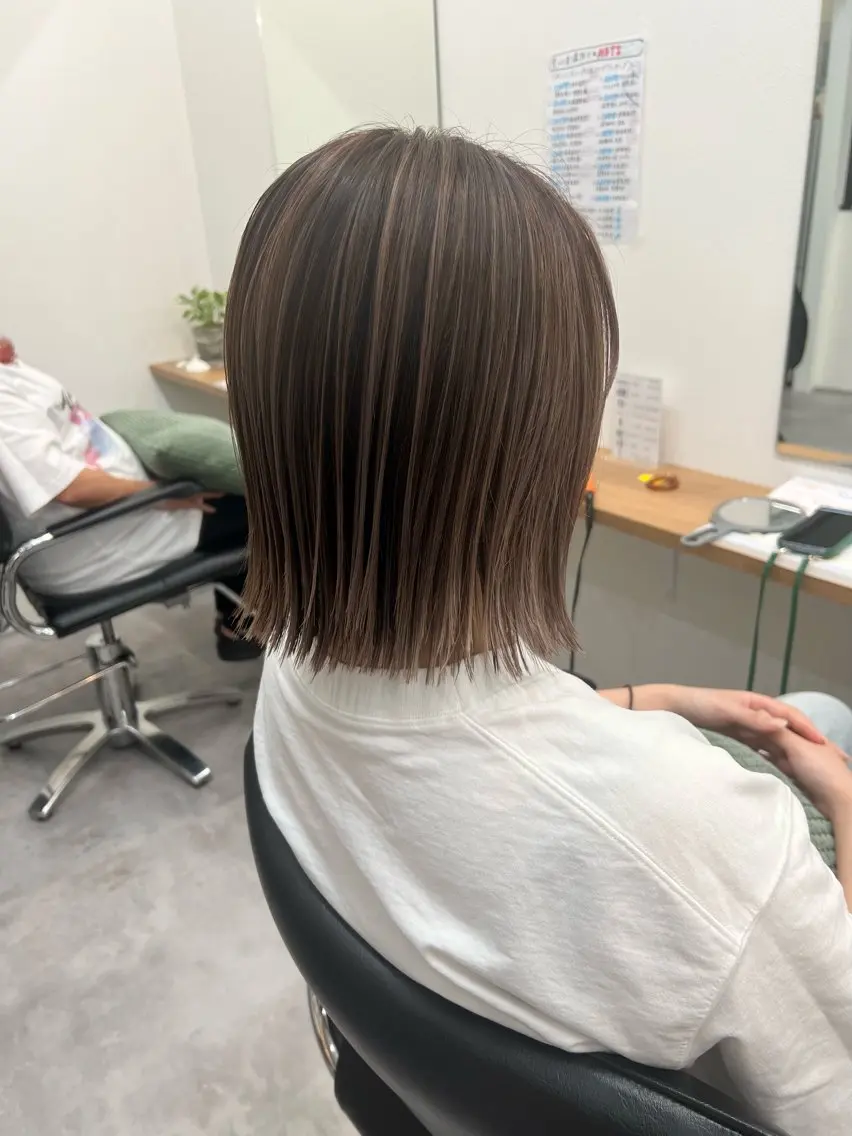 ショート カラー バレイヤージュ ハイライトカラー ハイライト レイヤーカット ✨NOMAD印西✨ 黒川勇輝のヘアスタイル