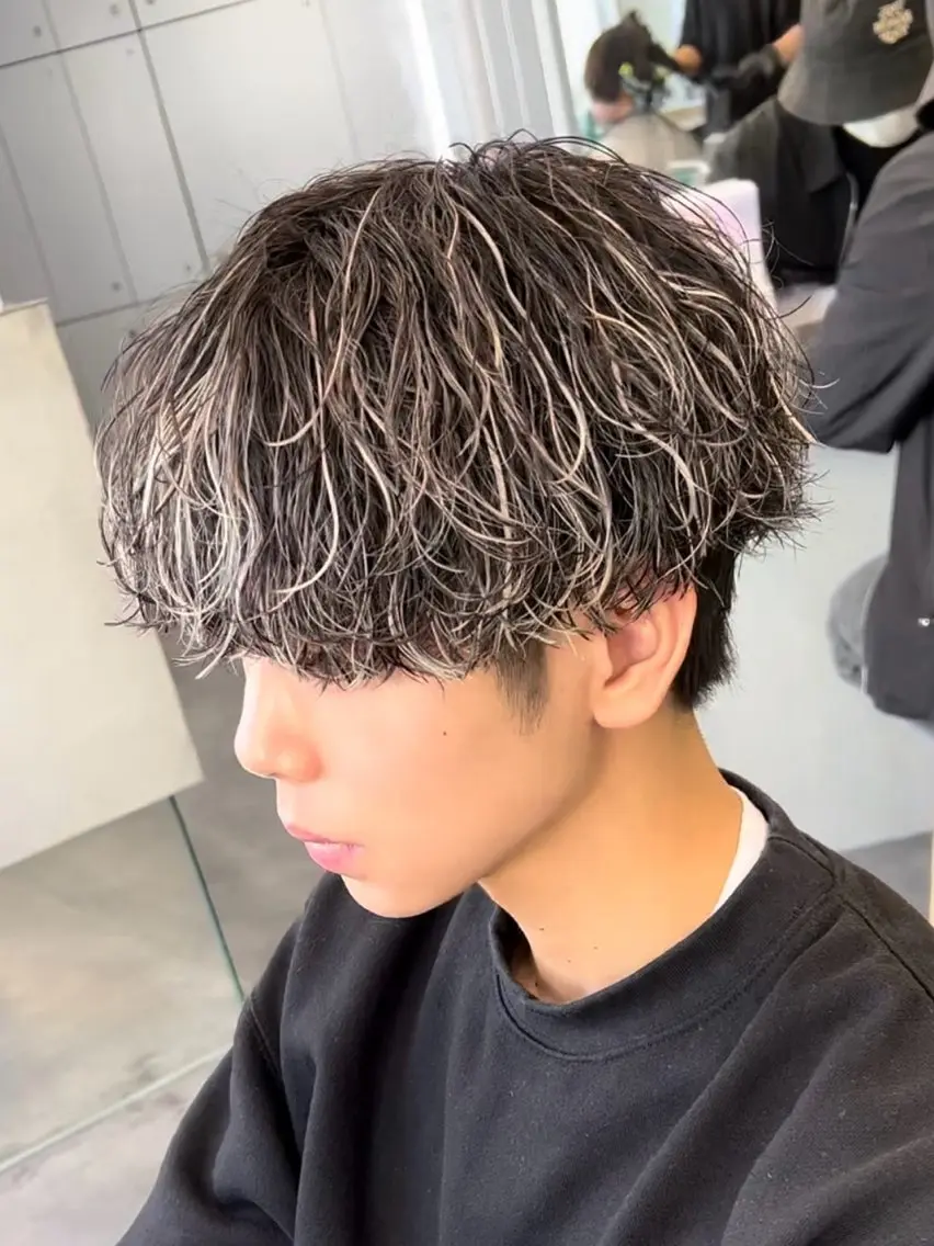 メンズ カット パーマ パーマ支持率⭕️春山 凜乃介のヘアスタイル