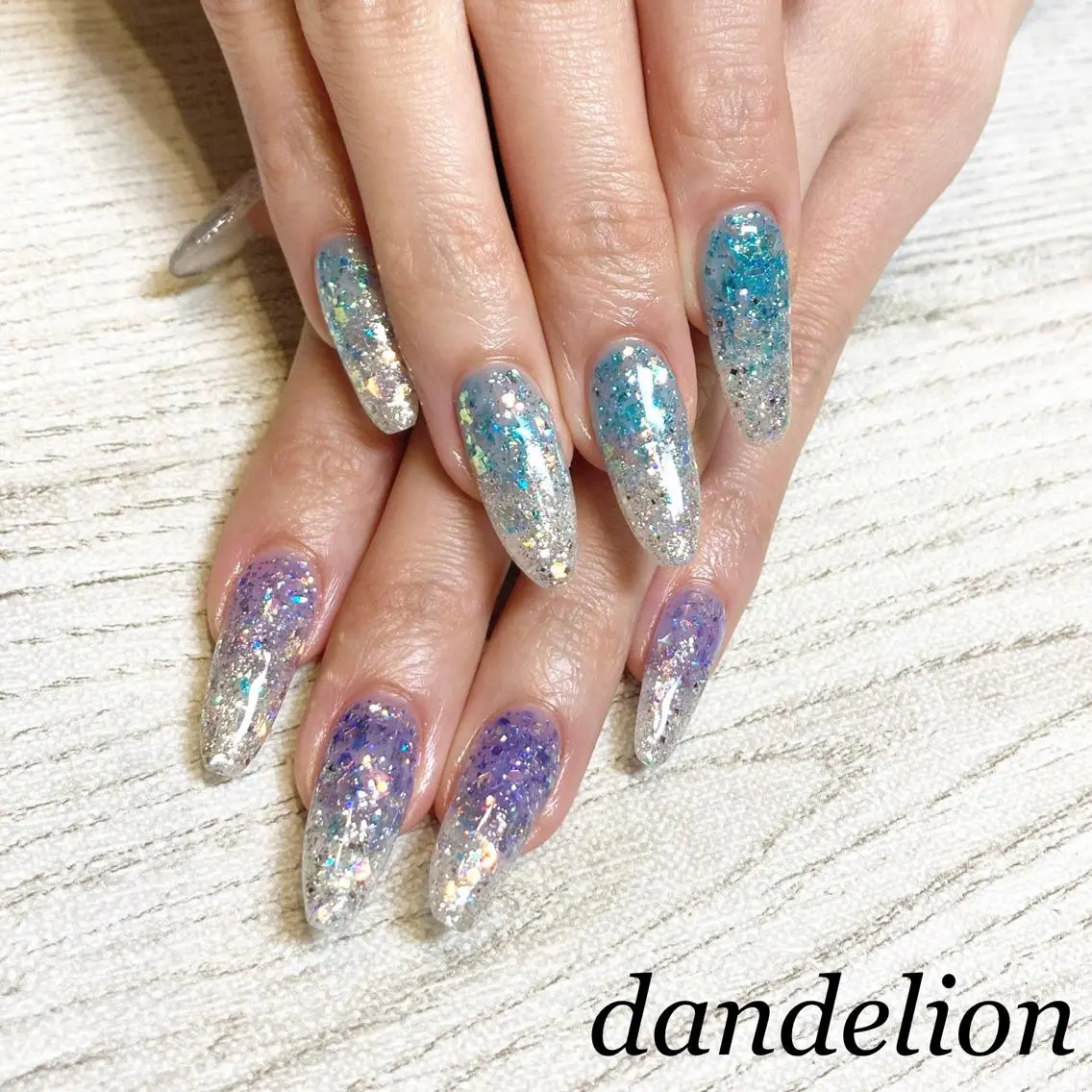 ネイル ハンドネイル ハンドケア dandelion ダンデライオンのネイルデザイン