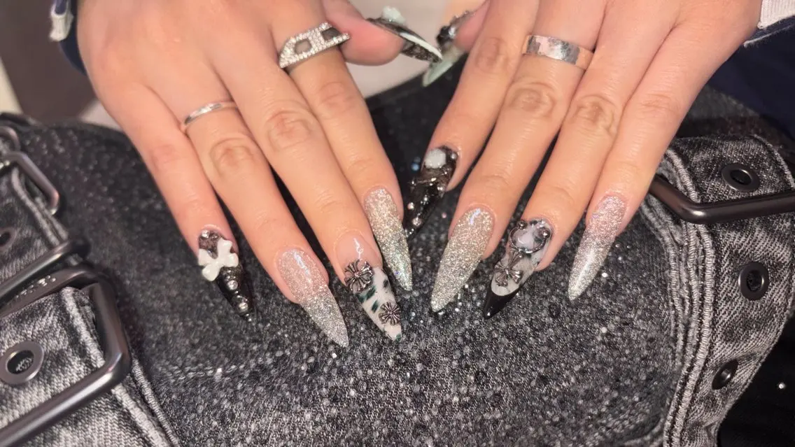ネイル ハンドネイル 🐬Cxxu° Nail✝️のネイルデザイン