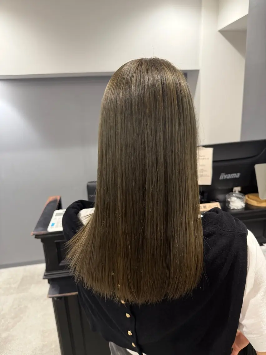 カラー ヘアカラー 紅都🫧水光カラー ブラウンベージュ🫧のヘアスタイル