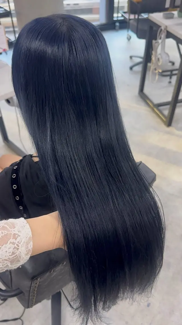 ロング カラー アッシュ アッシュブラウン ベージュカラー 黒髪 ブリーチ 赤み無し柔らかカラー 【梅田】madokaのヘアスタイル