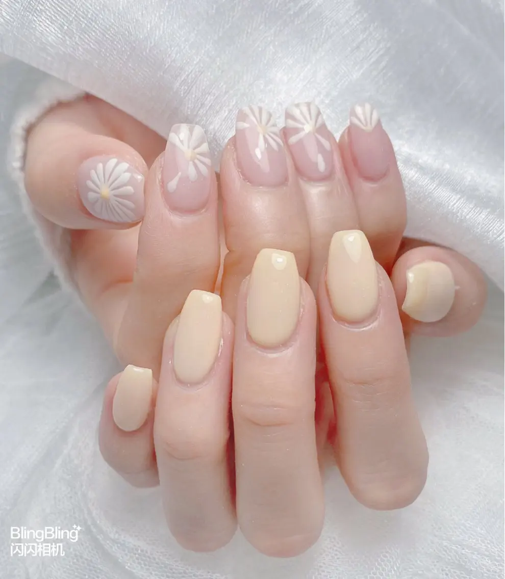 ネイル 持ち込み Zz nail salonのネイルデザイン