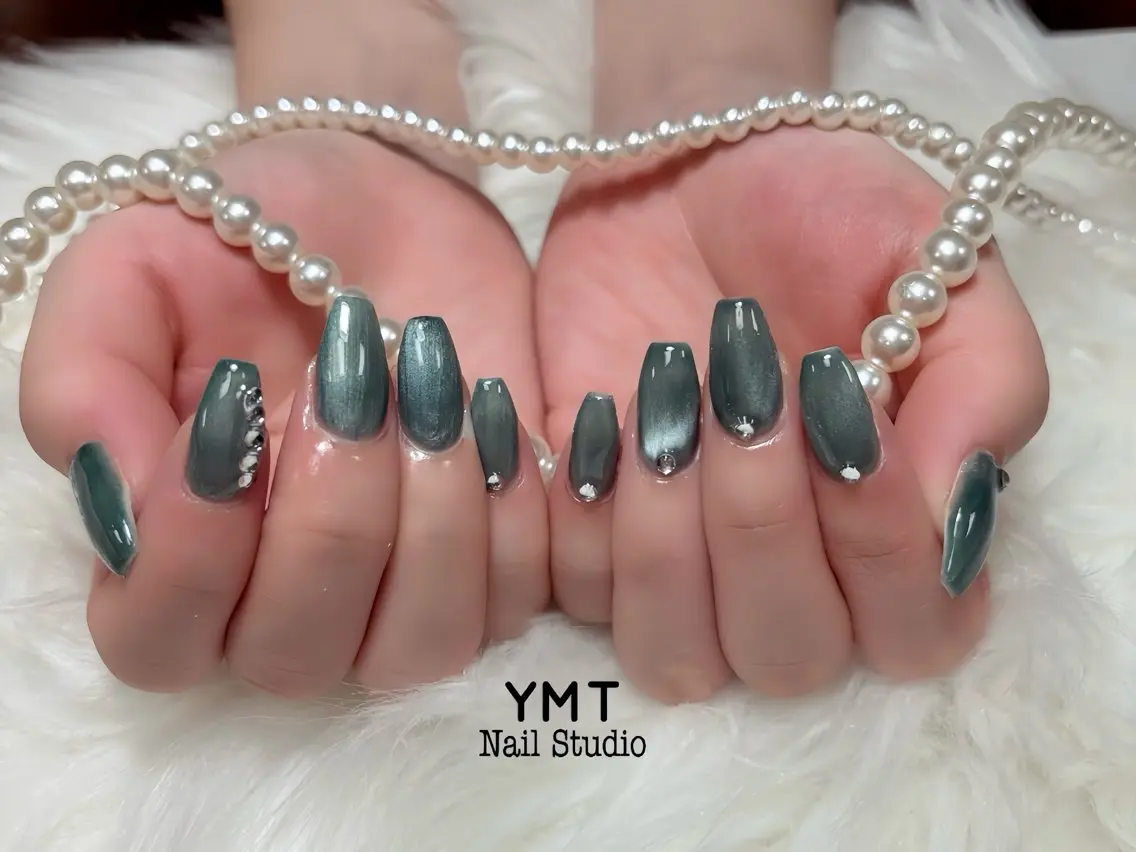 ネイル 長さ出し フットネイル ジェルネイル 韓国ネイル マグネットネイル ハンドネイル YMT NailStudioのネイルデザイン