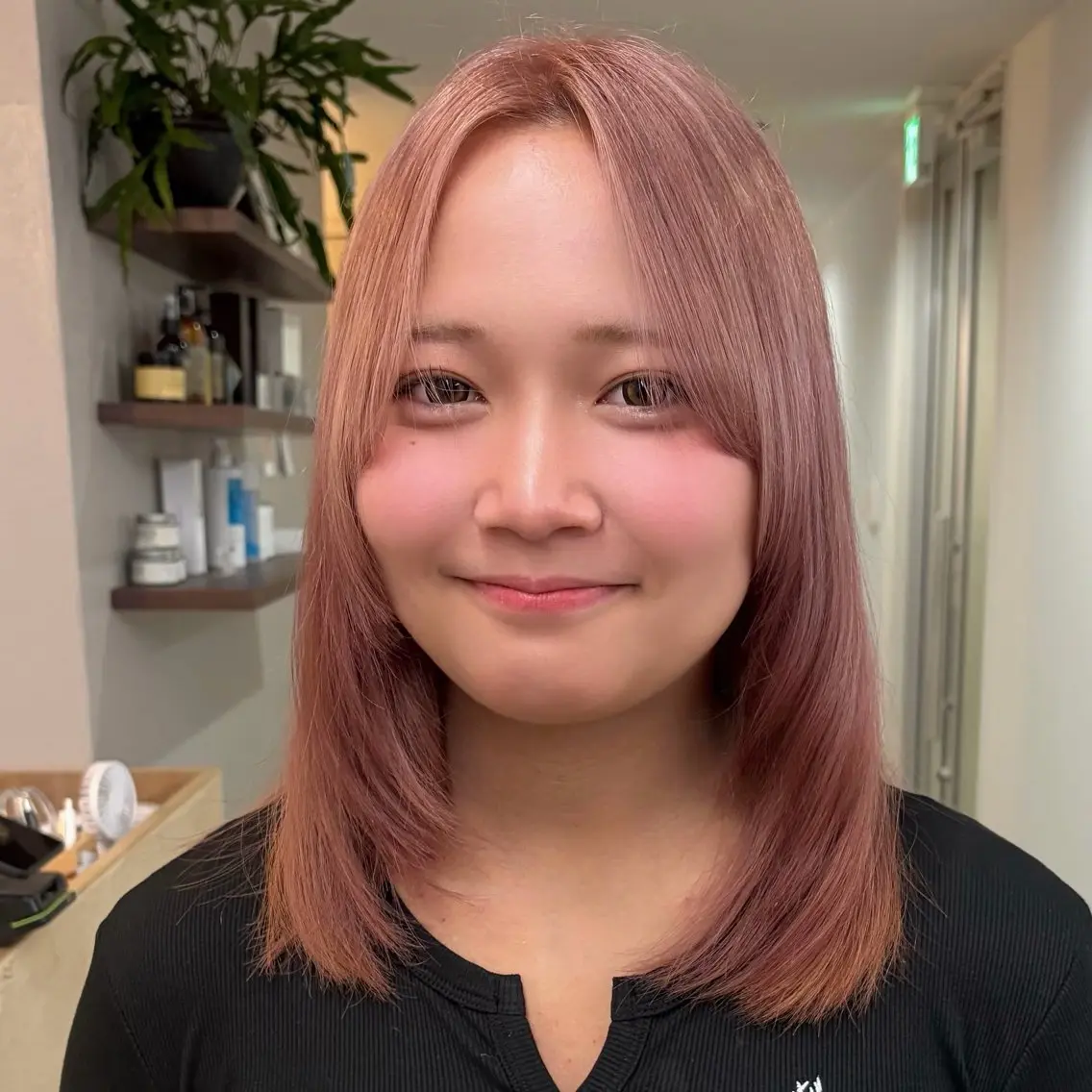 ミディアム ヘアカラー 髪も心も健康に🤎 原亜希子のヘアスタイル