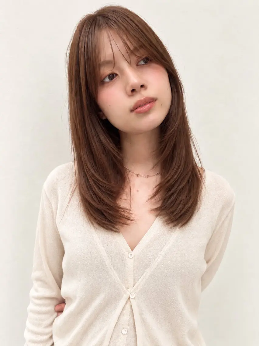 ミディアム ミディアムレイヤー レイヤーカット カット ヘアカラー トリートメント ブリーチなしカラー /艶カラー🌼水谷のヘアスタイル