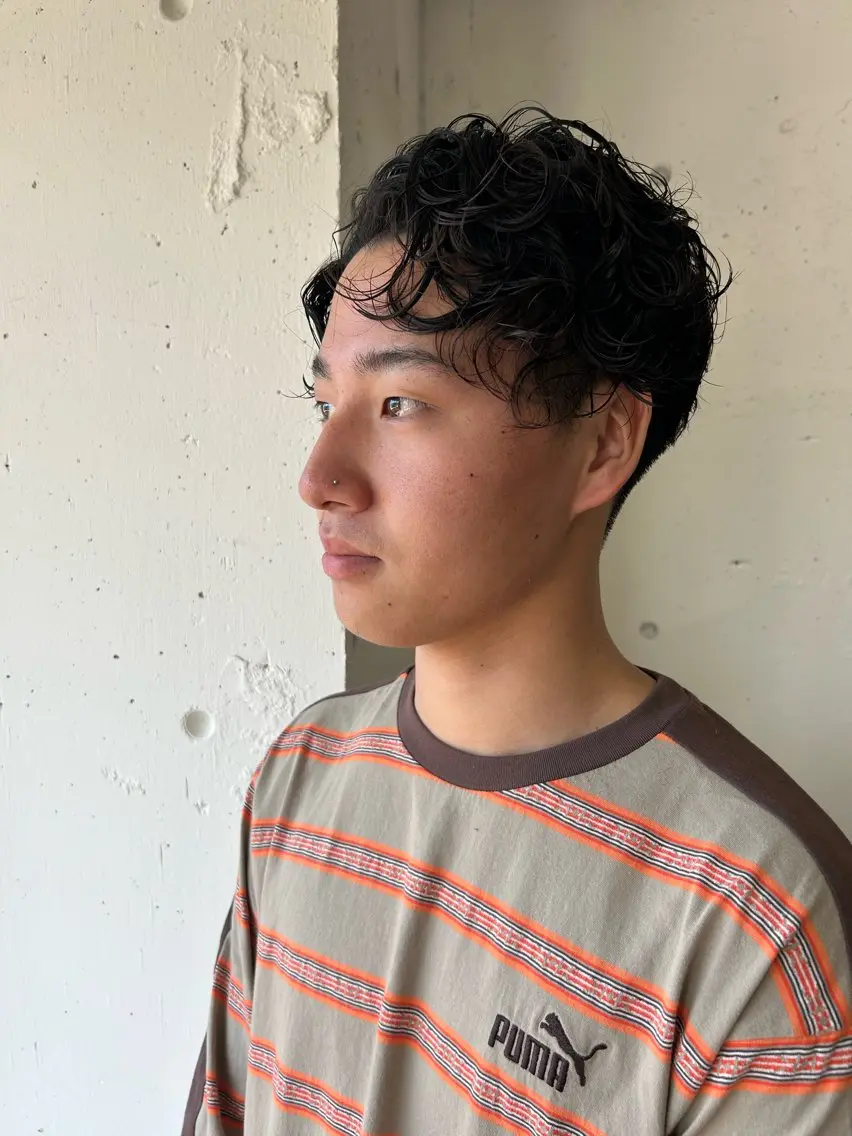 パーマ メンズ メンズパーマ ニュアンスパーマ 狭間 千晴のヘアスタイル