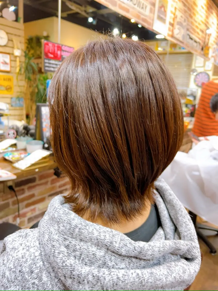 ショート パーマ くせ毛 縮毛矯正 トリートメント ストレートパーマ 🌴 NALUスタイ リストおKIKU🏄のヘアスタイル