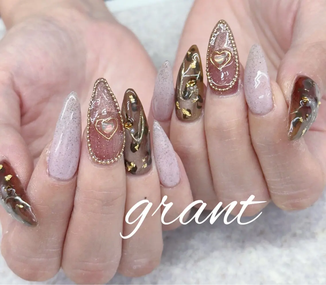 ネイル アニマル柄 マグネットネイル ハンドネイル nailsalon grantのネイルデザイン