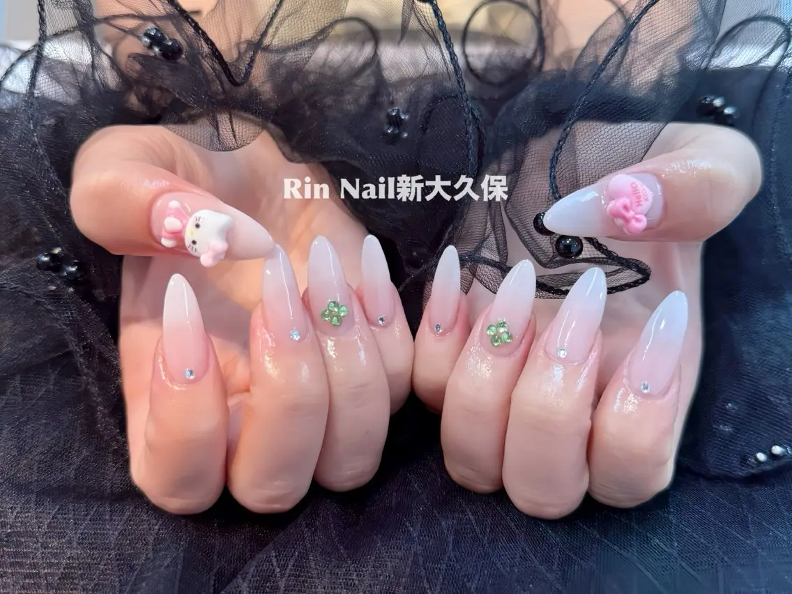 ネイル アートネイル フレンチネイル ジェルネイル 韓国ネイル ミラーネイル Rin Nail 新大久保店のネイルデザイン