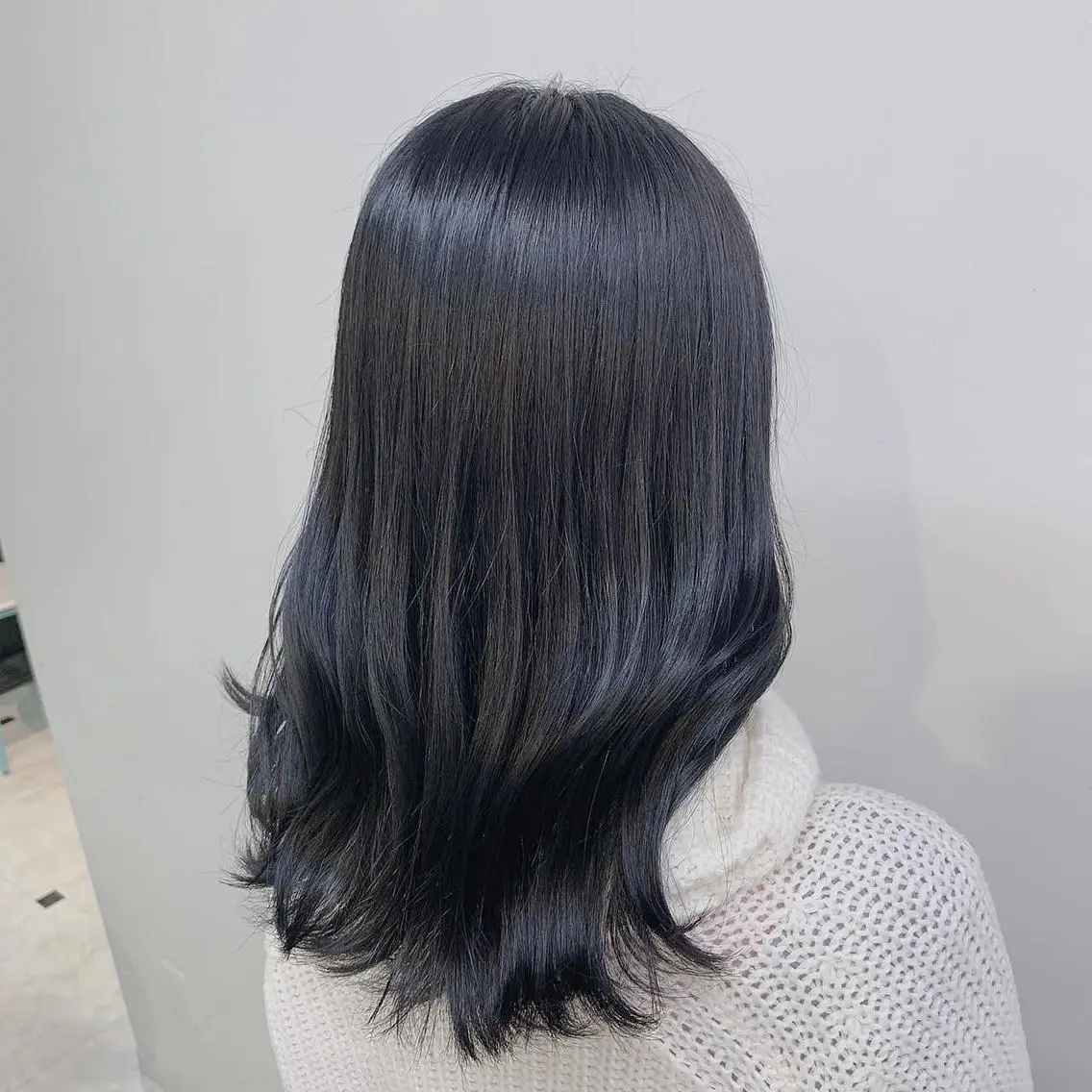 セミロング カラー 🪄池袋ハイトーン 🪄ブリーチカラーのヘアスタイル