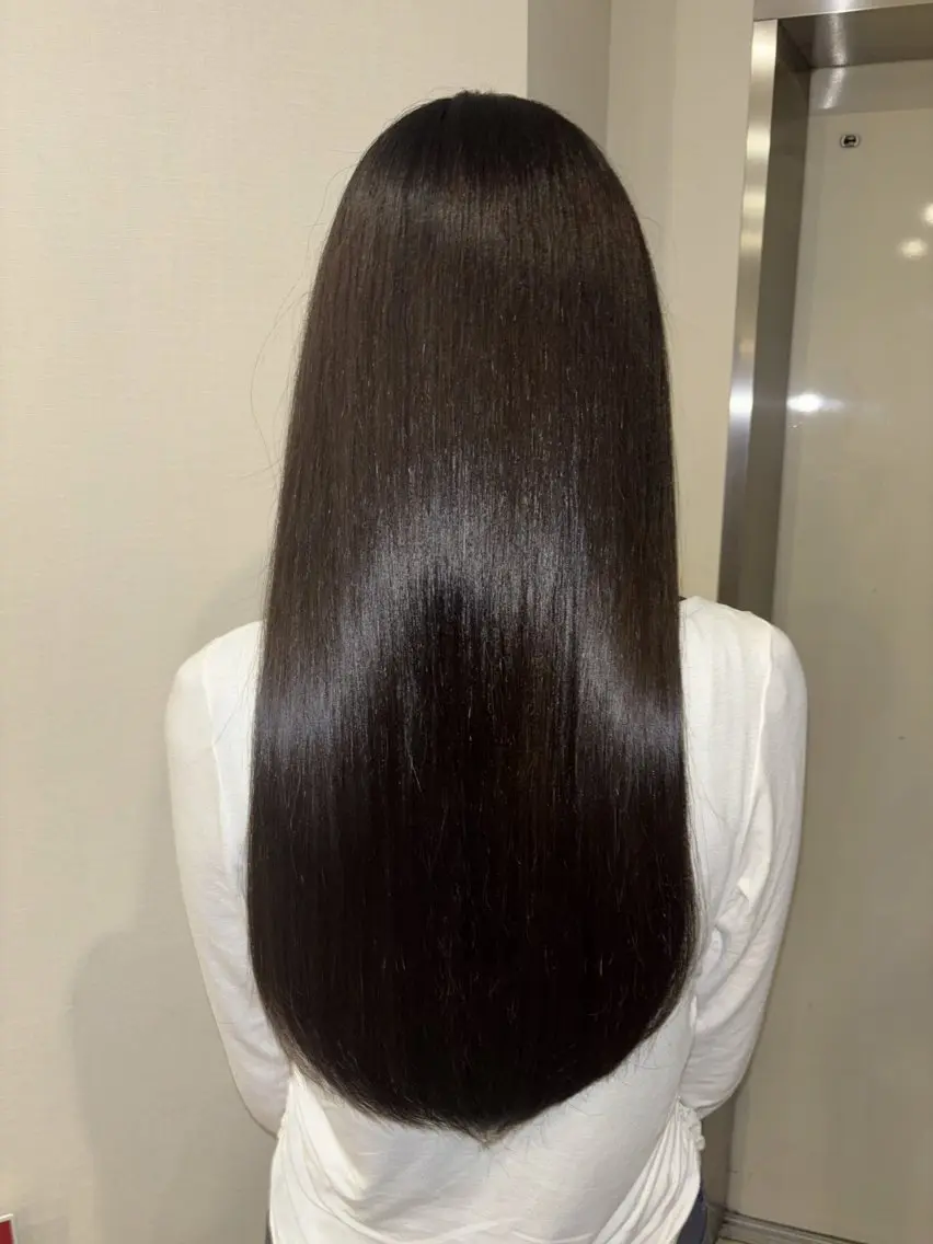 ロング ヘアカラー トリートメント 透明感／暖色カラー ／マツエク／ここなのヘアスタイル
