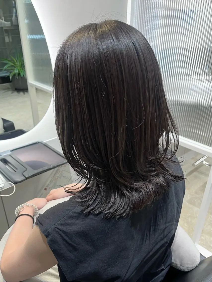 ミディアム 似合わせカット🎀 上谷 汐織のヘアスタイル