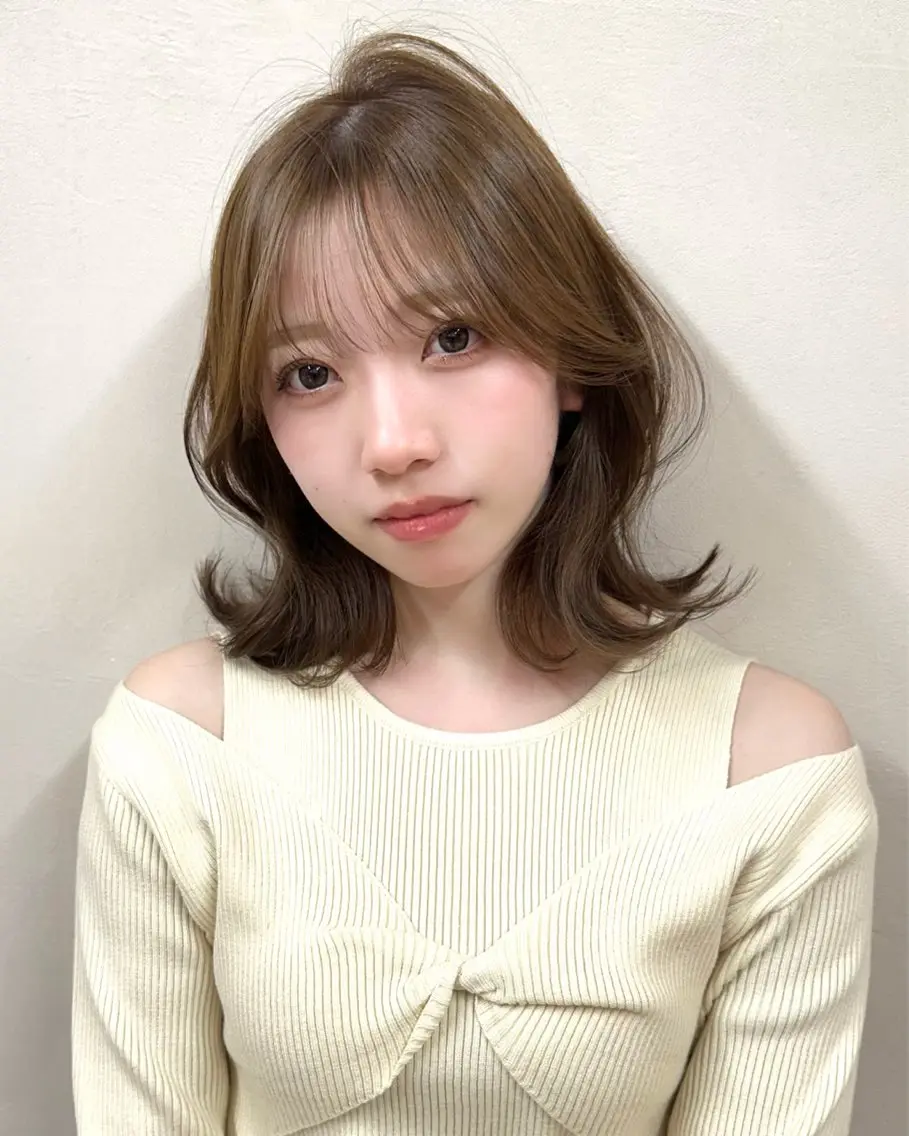 ミディアム くびれヘア 韓国ヘア🦢🖤 Sayumiのヘアスタイル