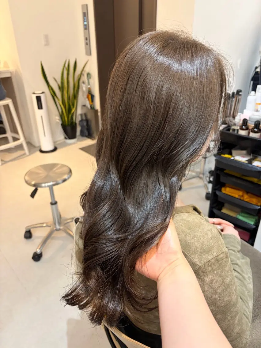 ロング カット ヘアカラー トリートメント ✨色持ちの良い艶 カラー✨蟹江真世のヘアスタイル