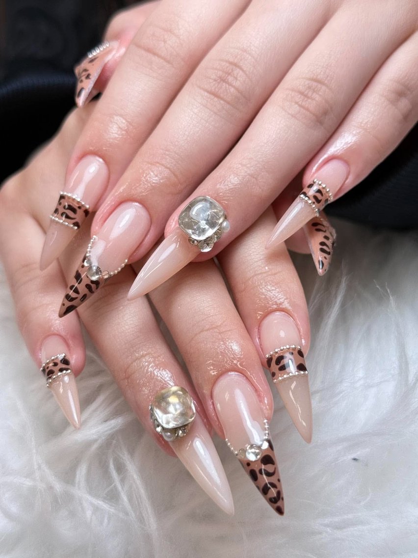 ネイル アートネイル 成人式 ジェルネイル ニュアンスネイル 夏ネイル ハンドネイル Jenn Nail Salonのネイルデザイン