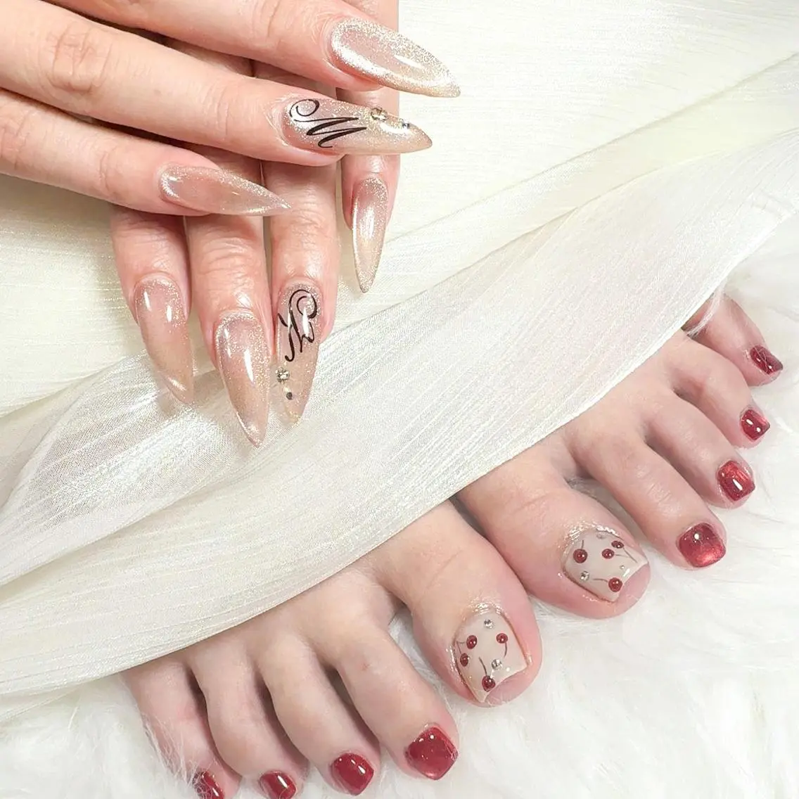 ネイル ハンドネイル フットネイル Re:eight nailのネイルデザイン