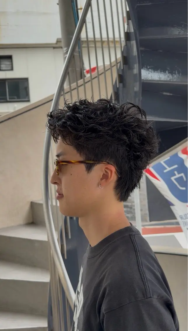 ショート パーマ メンズ カット パーマ 梅田茶屋町 メンズカット関田拳のヘアスタイル