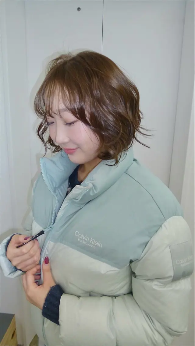 ミディアム ヘアカラー 酒井 美里のヘアスタイル