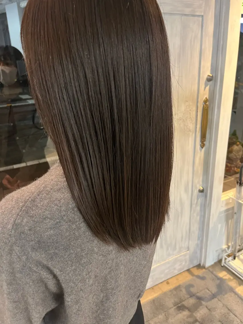 ミディアム カラー 縮毛矯正🫧髪質改善 💐いしいゆうこのヘアスタイル