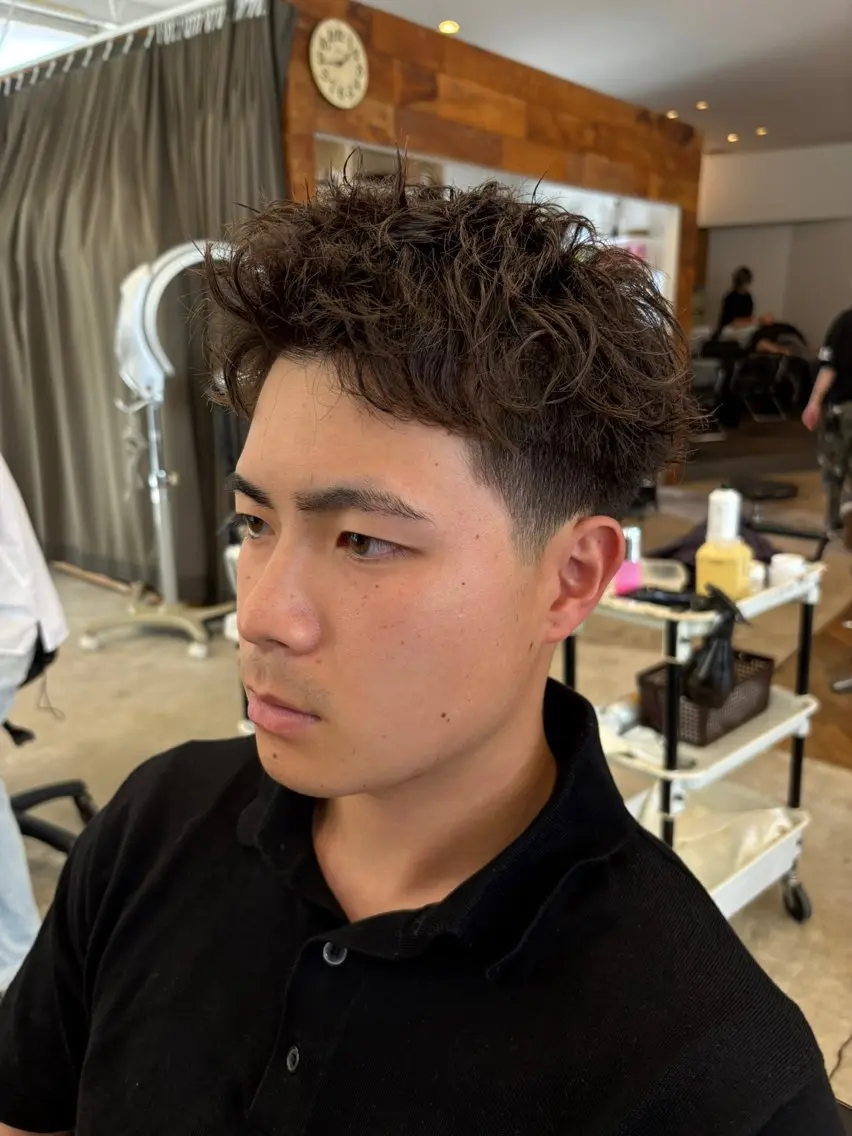 メンズ メンズパーマ スパイキーショート 刈り上げ カット パーマ メンズカノエ小郡/ 小野　静水のヘアスタイル