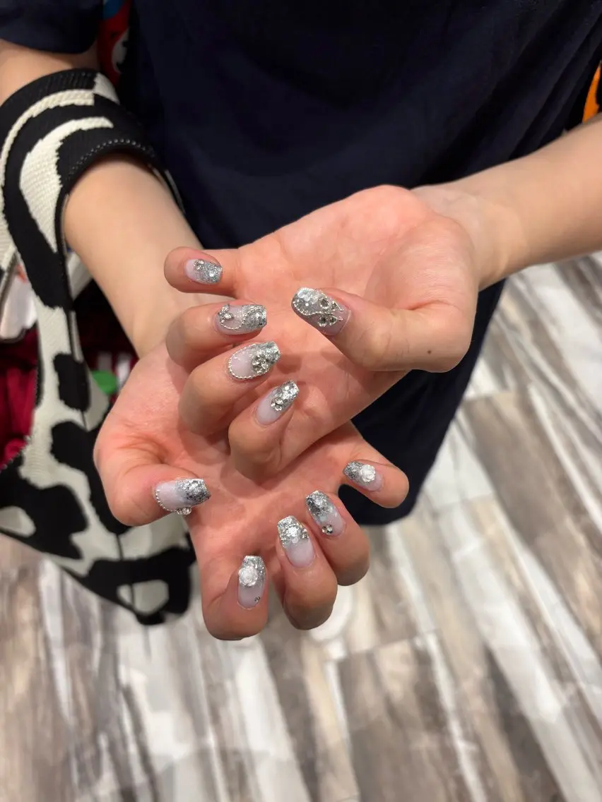 ネイル ハンドネイル AMI 美フォルムネイルのネイルデザイン