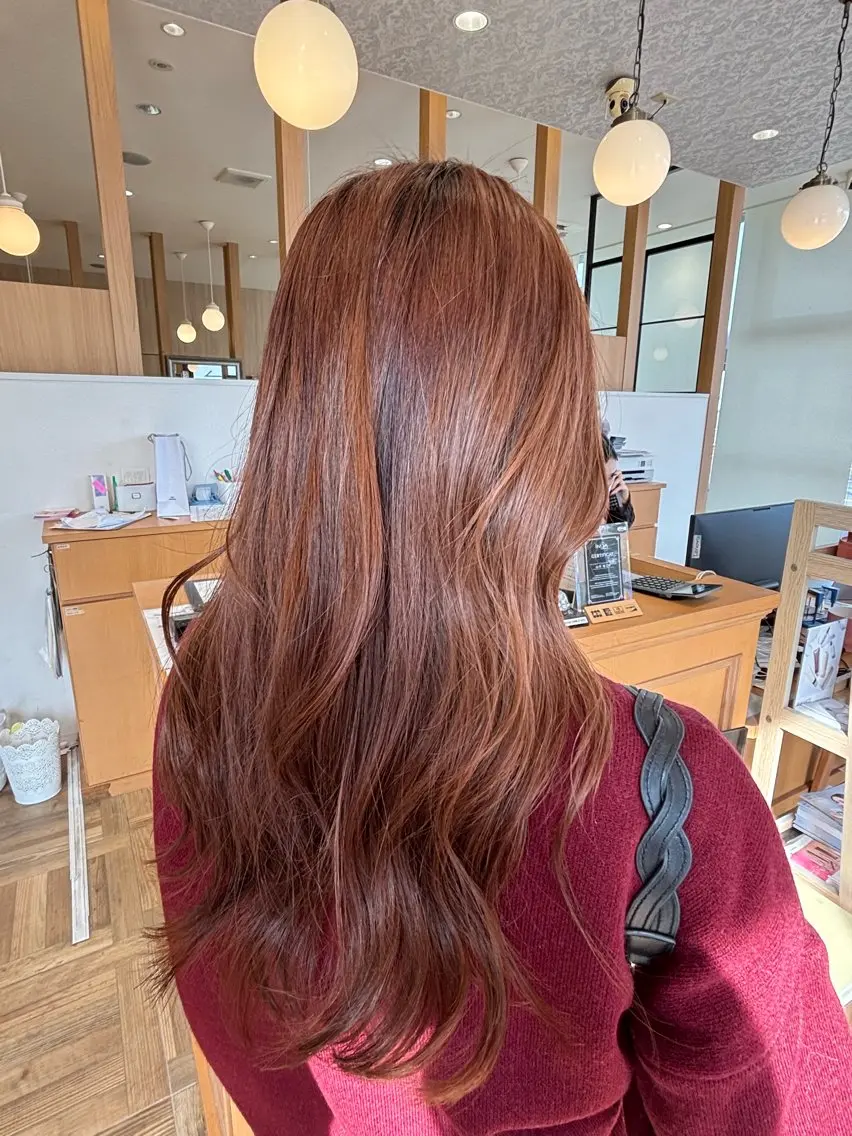 ロング カラー かわにし ゆきのヘアスタイル