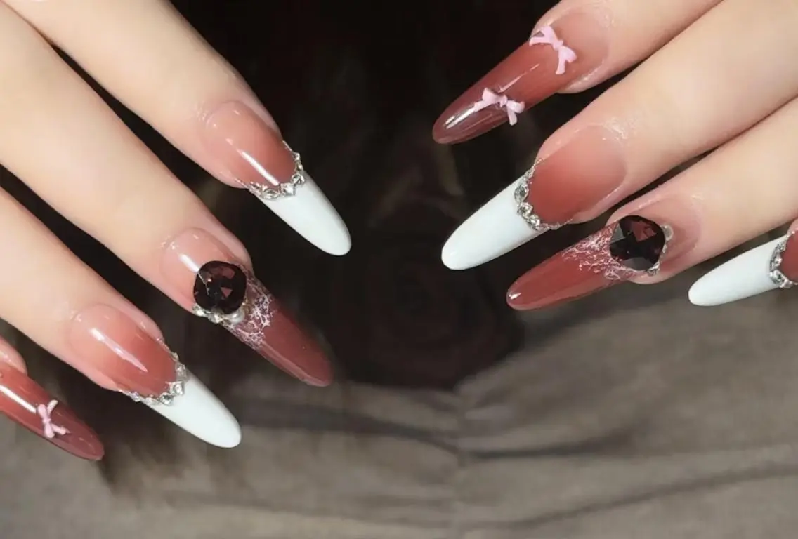 ネイル ハンドネイル 🎀 Ayaka_nailのネイルデザイン