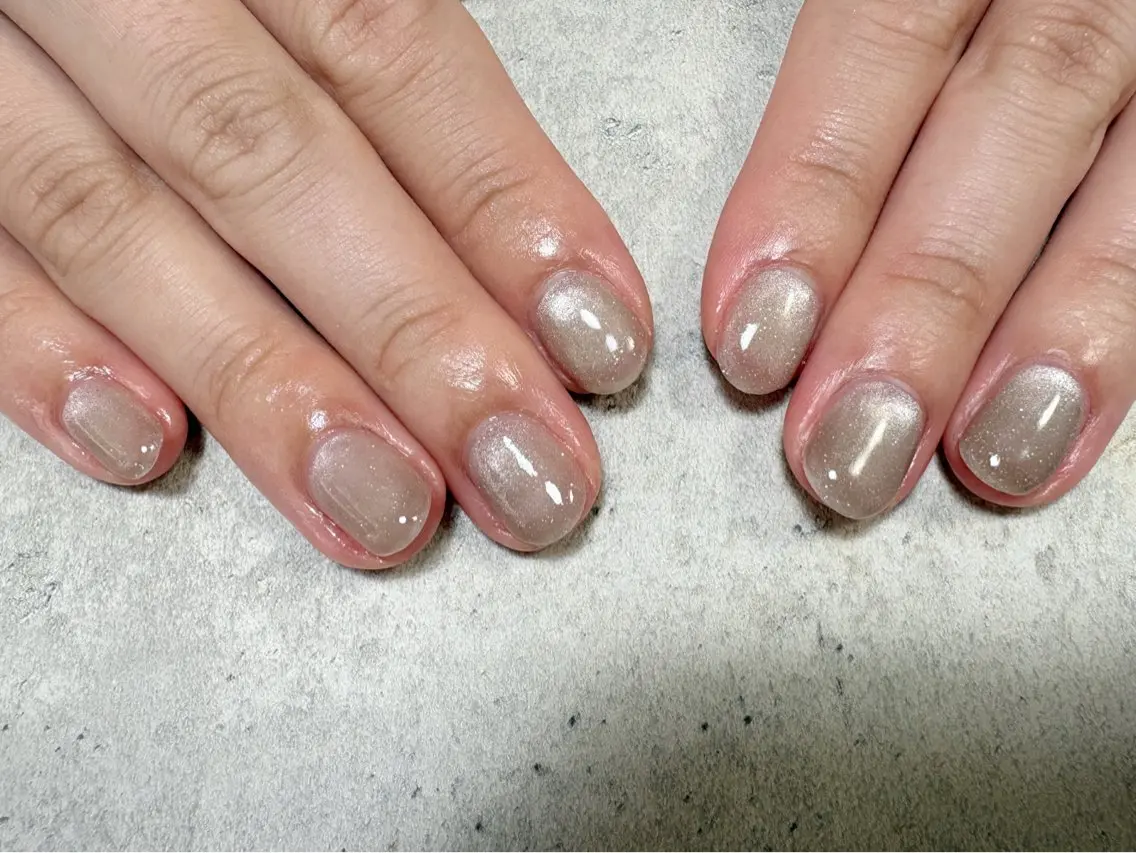 ネイル マグネットネイル gypso.267 🌷SETO🌷のネイルデザイン