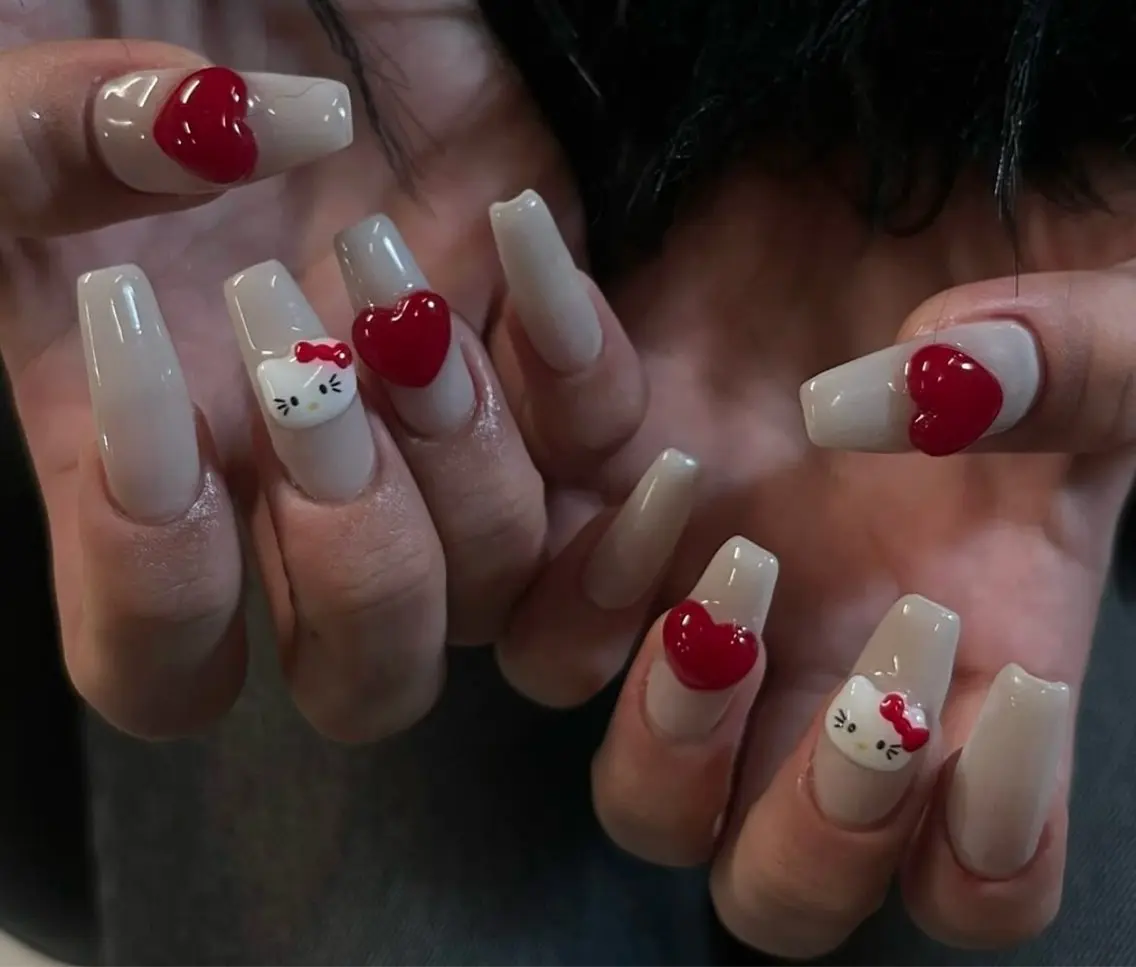 ネイル グラデーション キラキラネイル ワンカラーネイル 冬ネイル Jenn Nail Salonのネイルデザイン