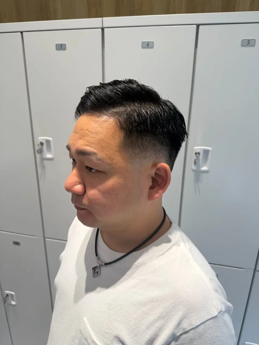 ショート メンズ フェードカット スキンフェード 刈り上げ カット 縮毛矯正/メンズ カット栄 伊藤 翔哉のヘアスタイル