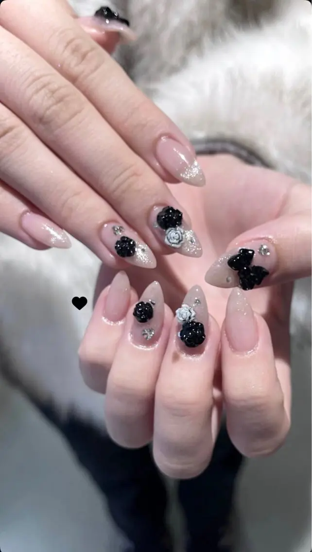 ネイル クリアネイル 長さ出し フラッシュネイル フレンチネイル ジェルネイル ハンドネイル kana nailのネイルデザイン