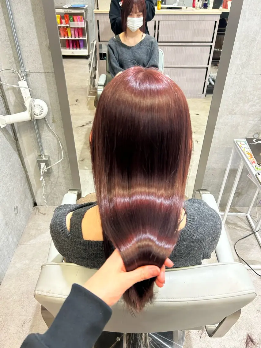 光色透明感カラー✨イルミナカラー+トリートメントの写真
