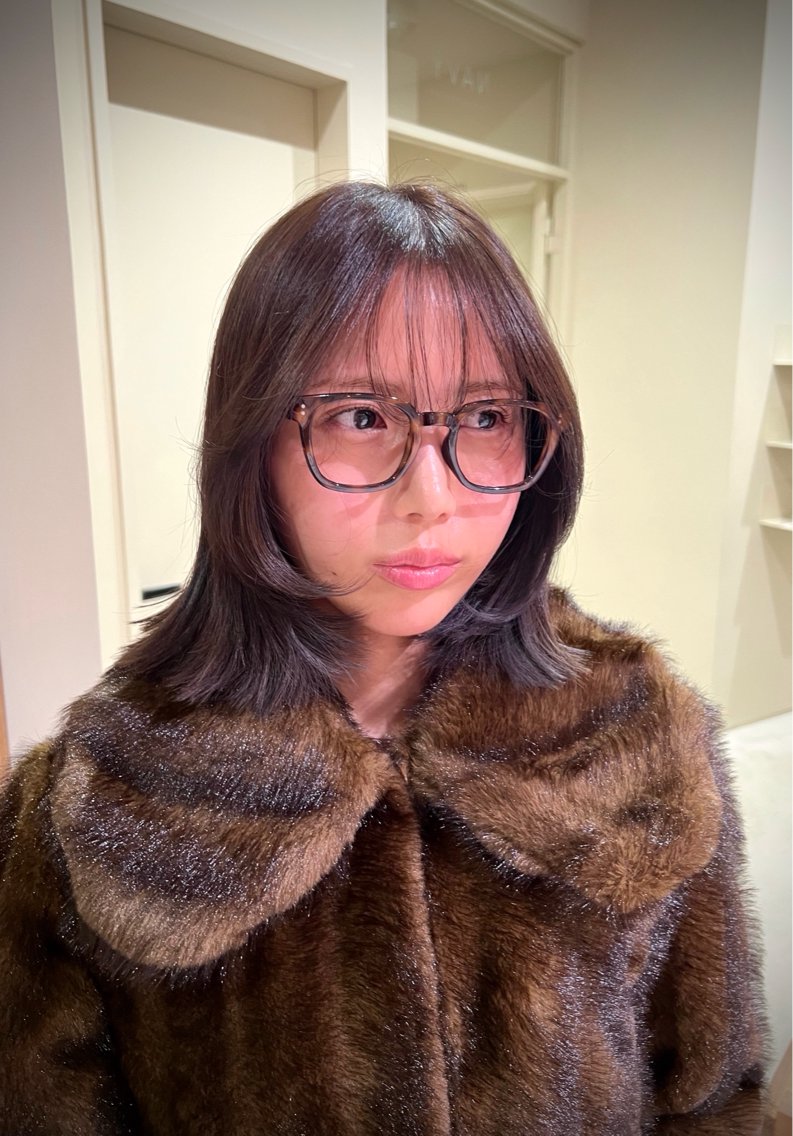 カラー NERO　清水 美琴のヘアスタイル