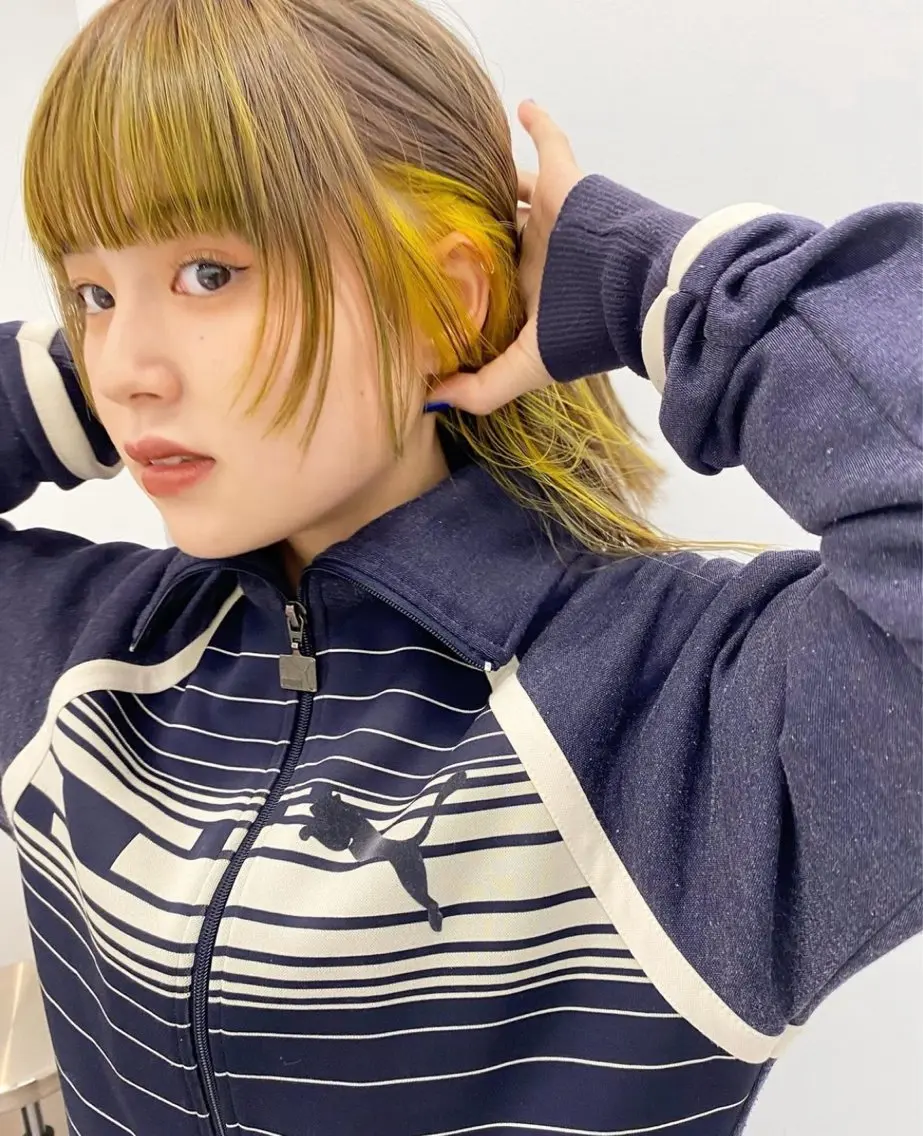 セミロング ヘアカラー SCENE 髪質改善 シーンのヘアスタイル