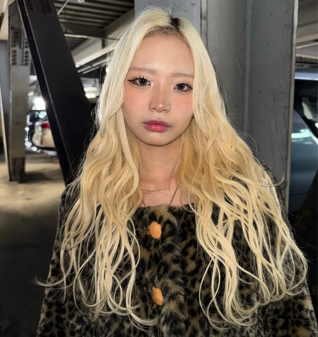 カラー 原田 ゆらのヘアスタイル