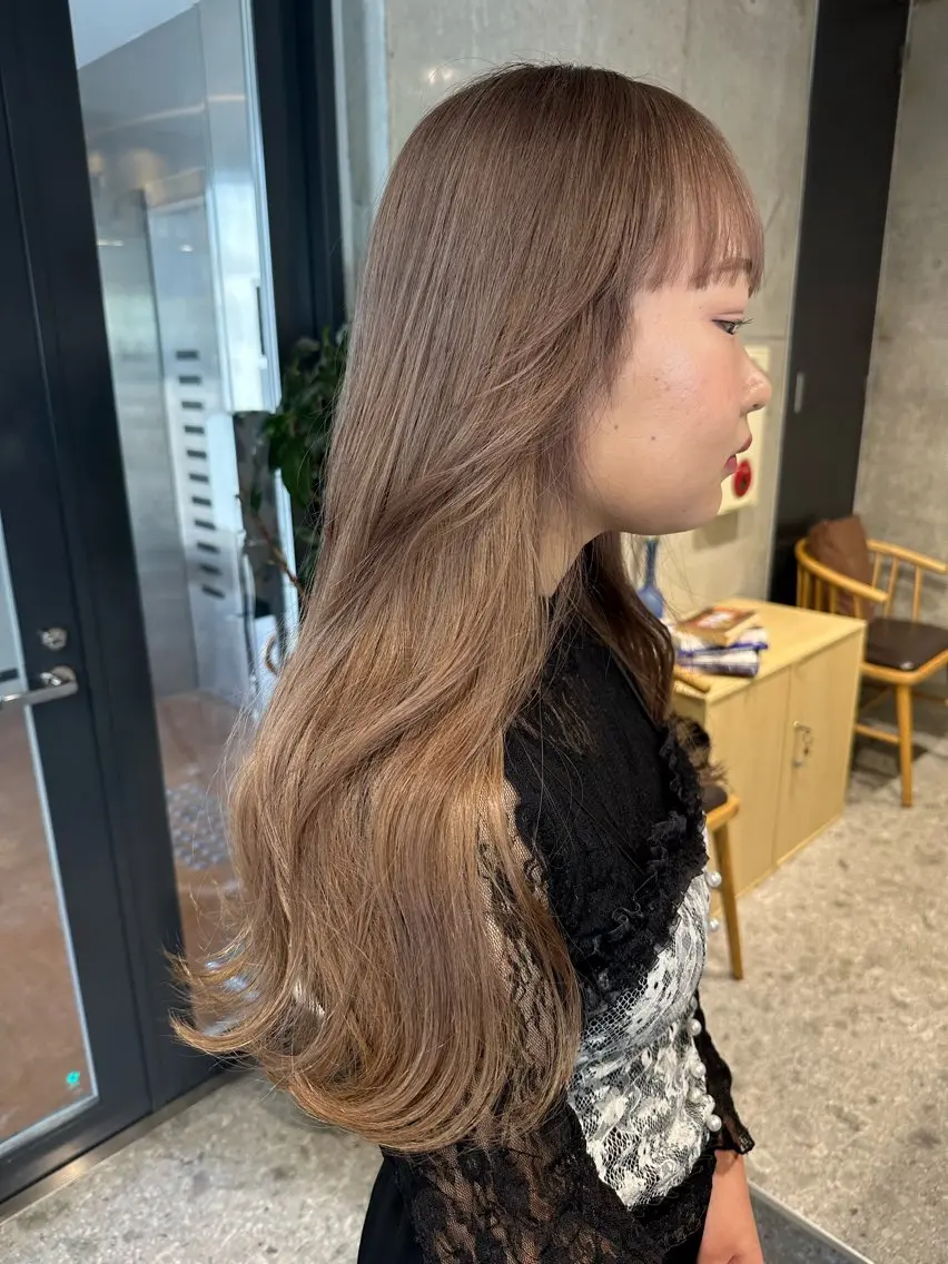 ミディアム カット ヘアカラー ︎🤎W color MIYU‎🤎のヘアスタイル