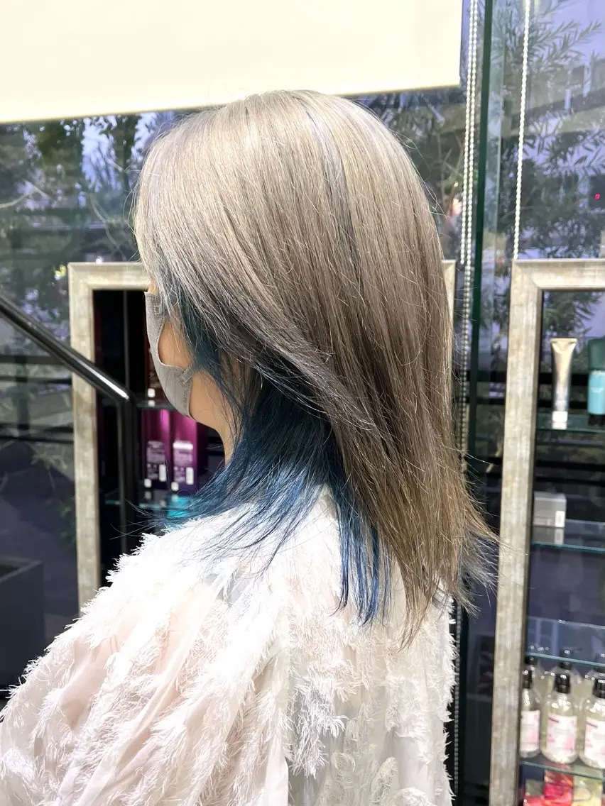 セミロング カラー ヘアカラー トリートメント 海外girl🤎 透明感ベージュmaoのヘアスタイル