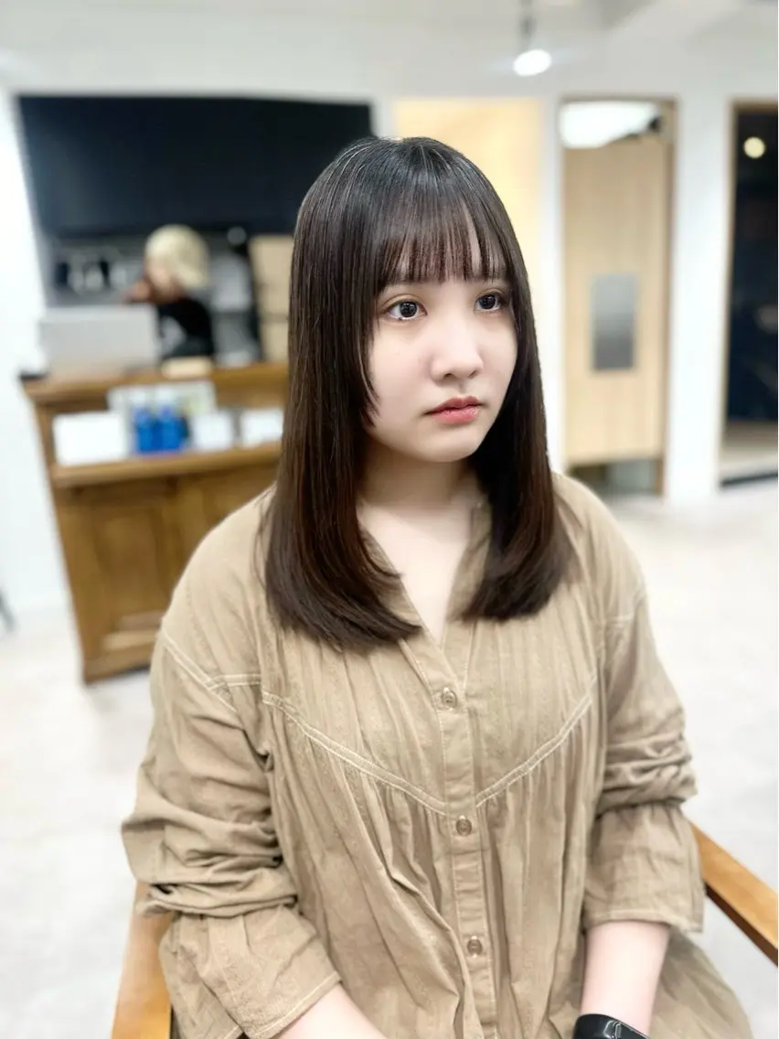 セミロング カラー パーマ ヘアアレンジ メンズ キッズ レイヤーカット/ 巻ける縮毛矯正のヘアスタイル