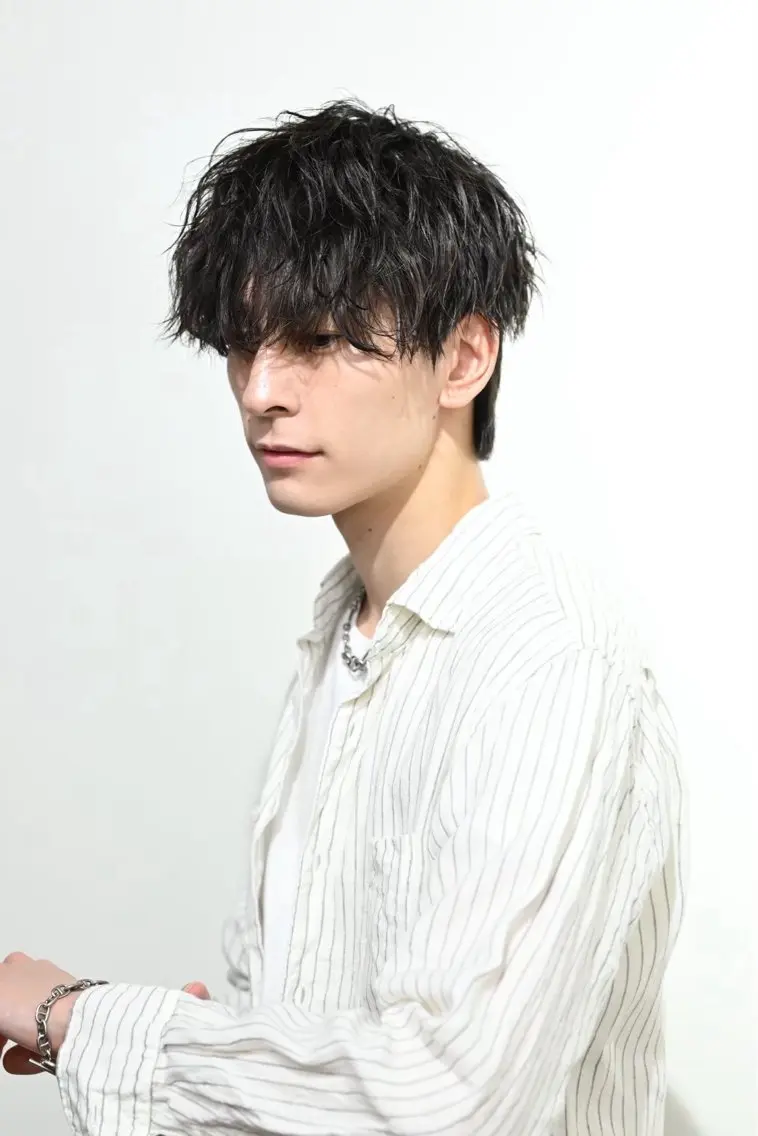 ミディアム パーマ メンズ 金原 蓮のヘアスタイル