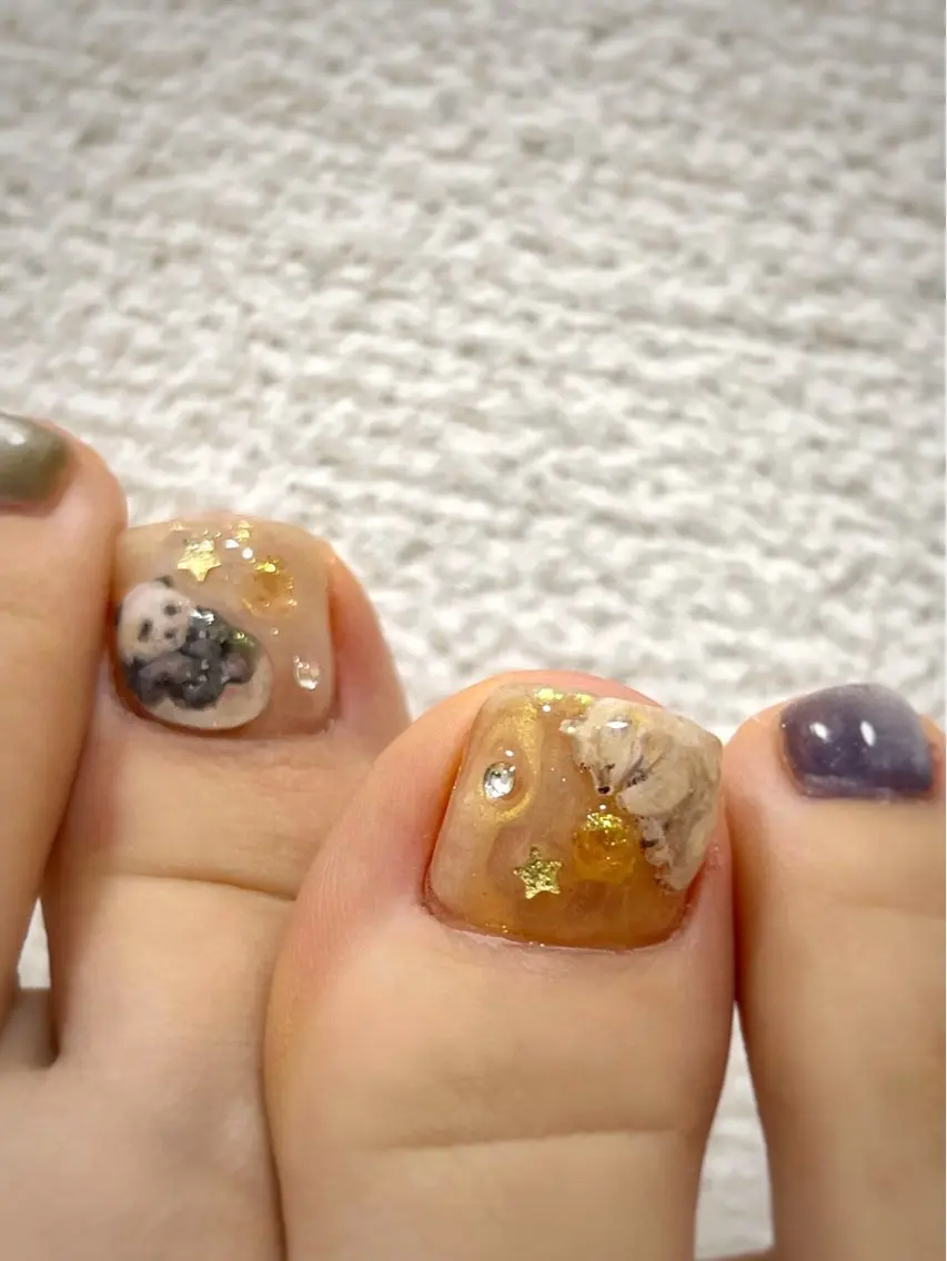 ネイル ストーンネイル FIORITURA Maikoのネイルデザイン