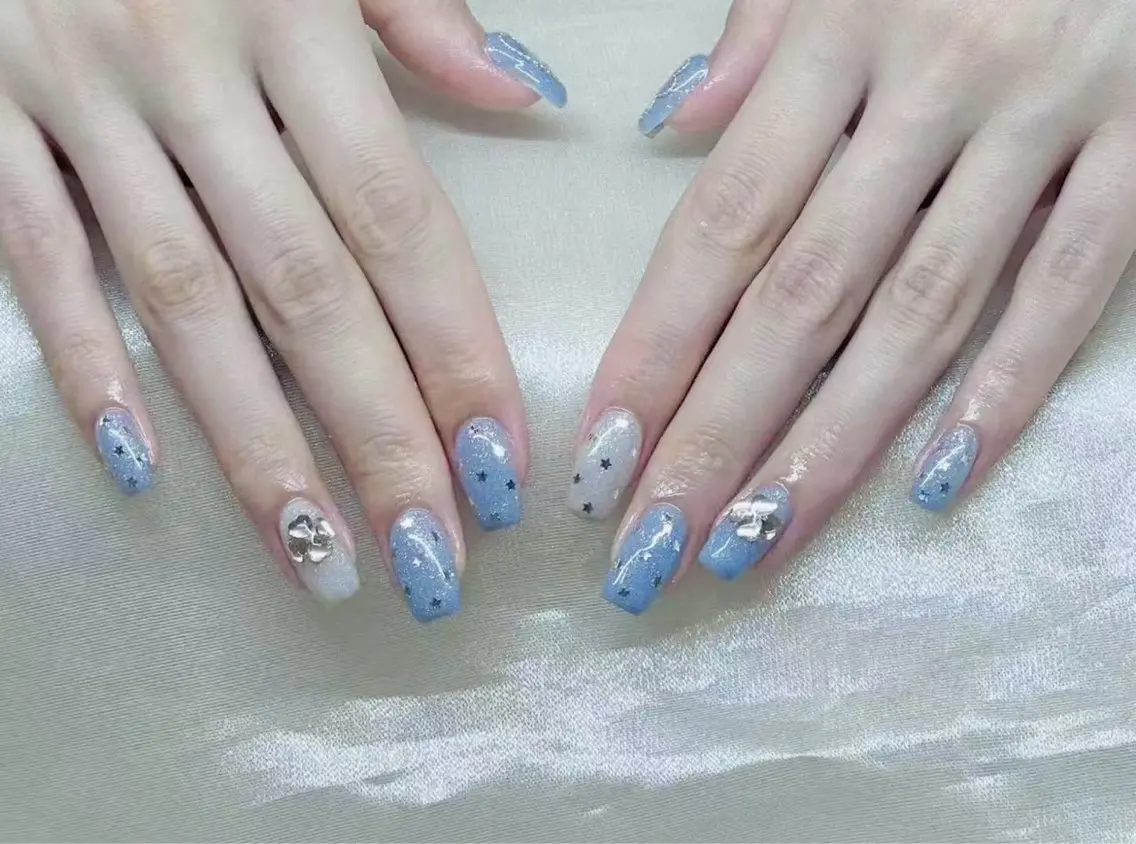 ネイル ハンドネイル CHERIR Emiのネイルデザイン