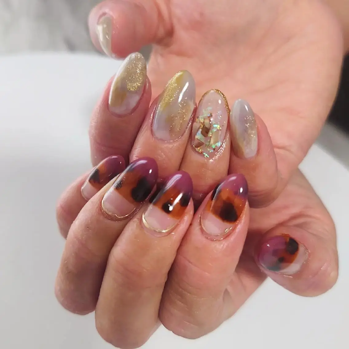ネイル べっ甲ネイル NailSalon Kotillのネイルデザイン