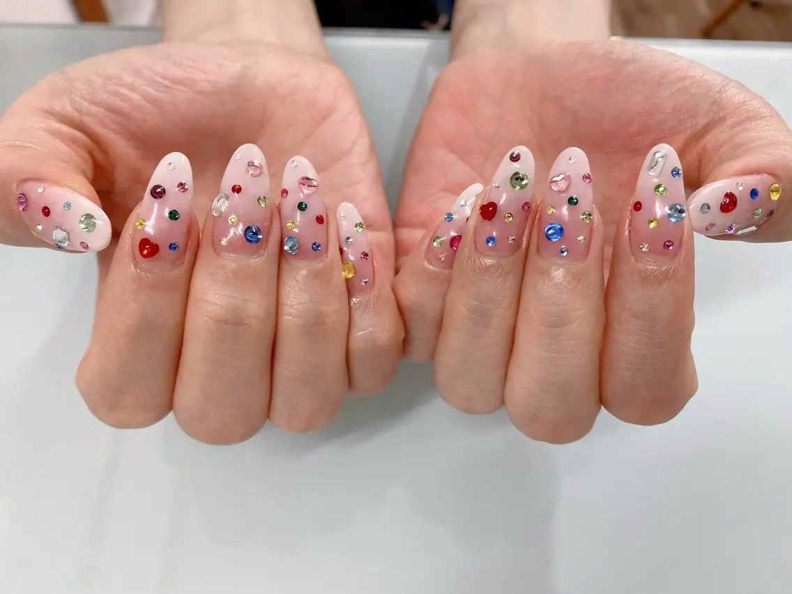 ネイル ストーンネイル ハンドネイル Nailist Yasucoのネイルデザイン